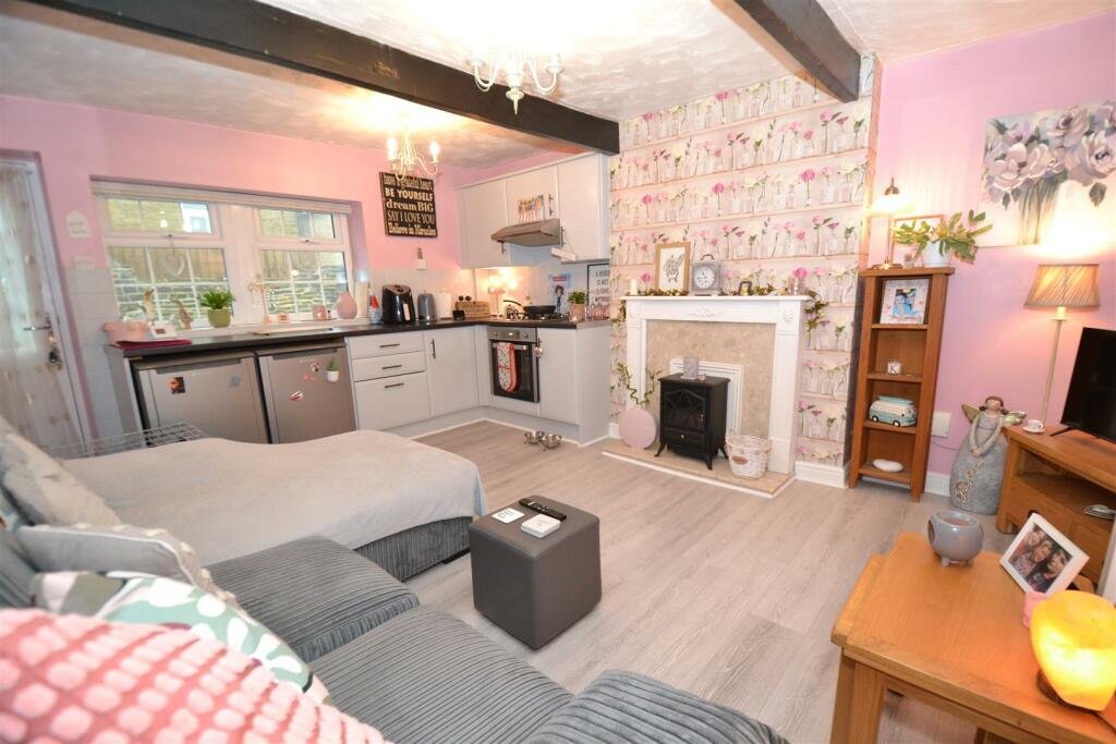 Additional image 12 of Green End, Clayton, Bradford