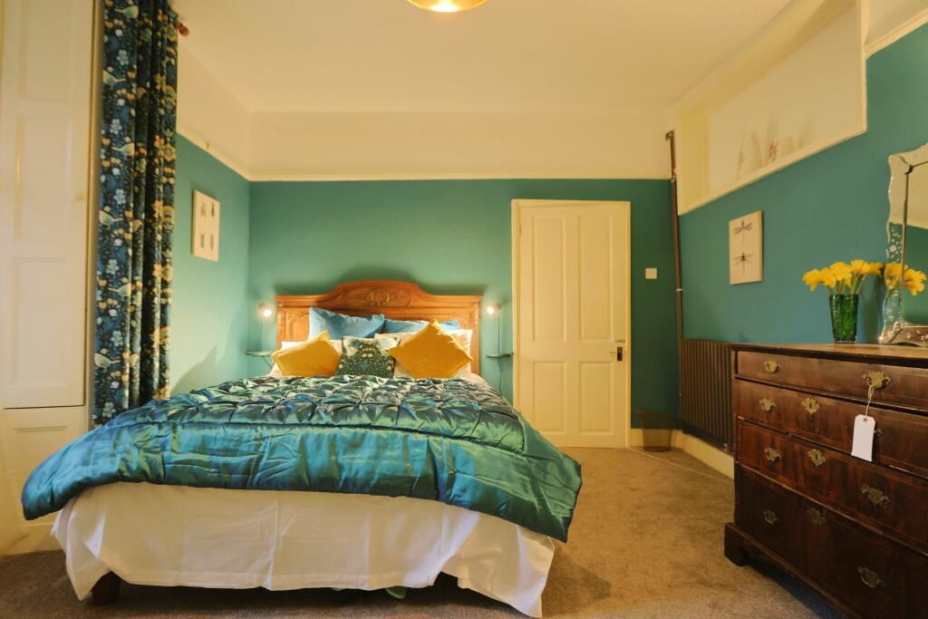 Additional image 16 of Basement Flat,  Caledonia Place, Bristol