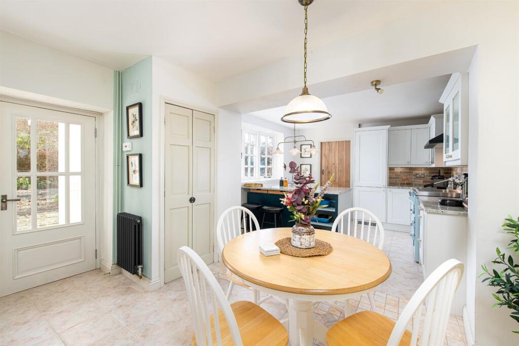 Additional image 13 of Front Street, Churchill