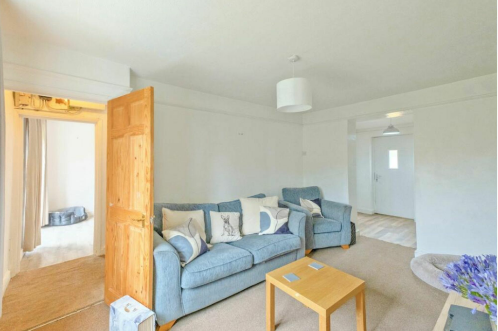 Additional image 8 of Hawthorn Crescent, Thornbury, BS35