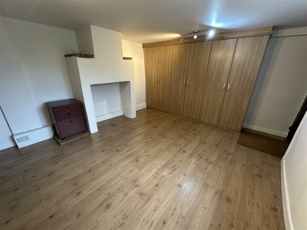 Additional image 8 of 'Wheatsheaf Farm',412 Whitechapel Road,Scholes