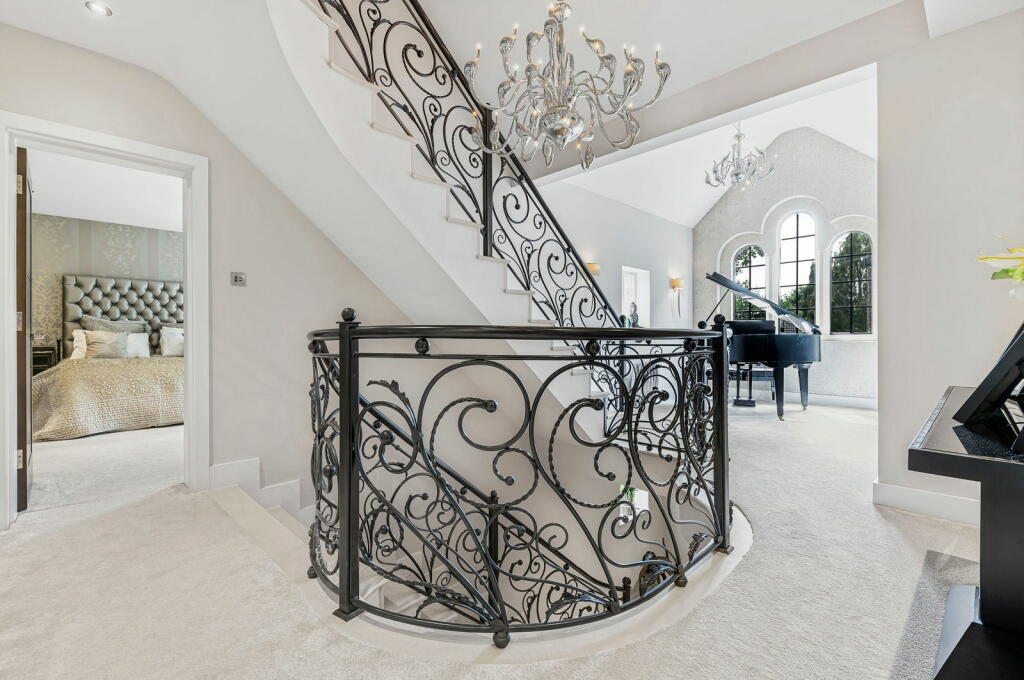 Additional image 11 of Leesons Hill, Chislehurst