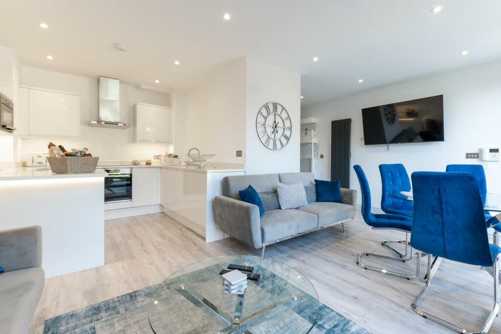 Additional image 18 of The Shallows Saltford