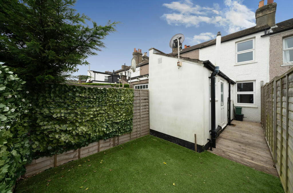 Additional image 9 of Victoria Road, Chislehurst, Kent, BR7