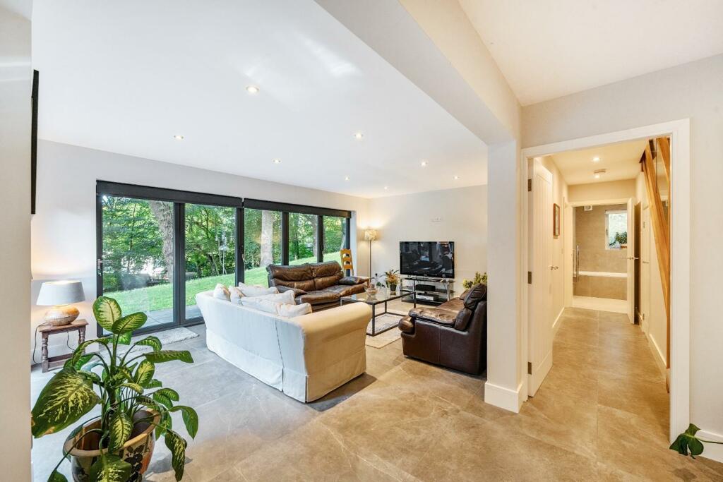 Additional image 12 of The Orchards, Bingley