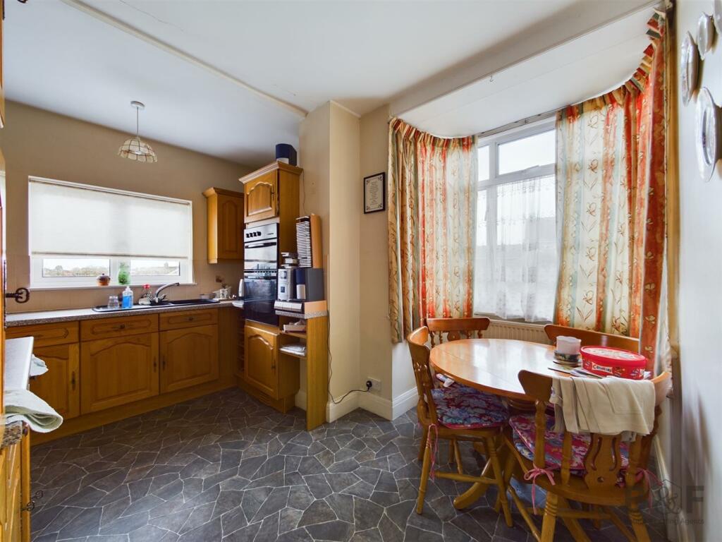 Additional image 8 of Kingsway St George