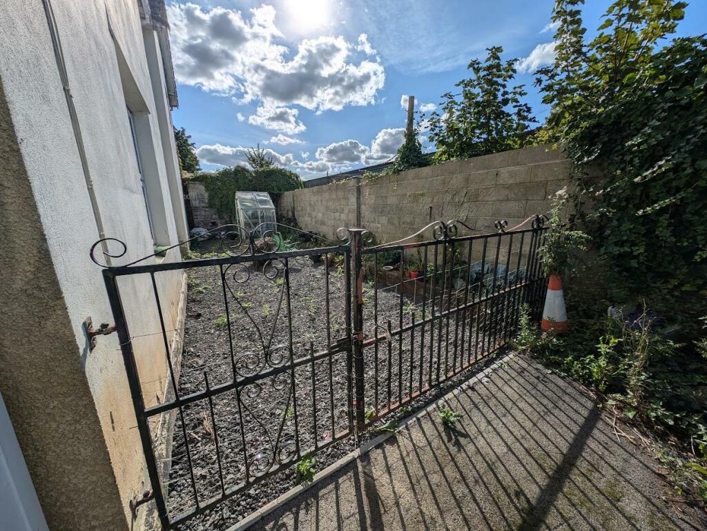 Additional image 25 of , Station Road, Yate, Bristol