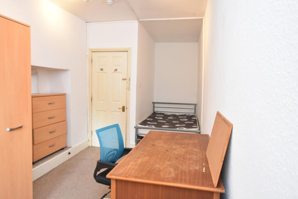 Additional image 5 of Tyndalls Park Road, Garden Flat, Clifton, Bristol, BS8 1PY