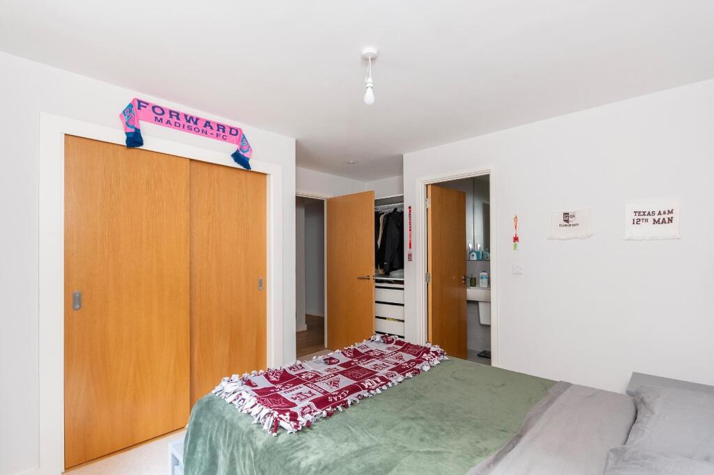 Additional image 11 of The Gateway, Redcliffe