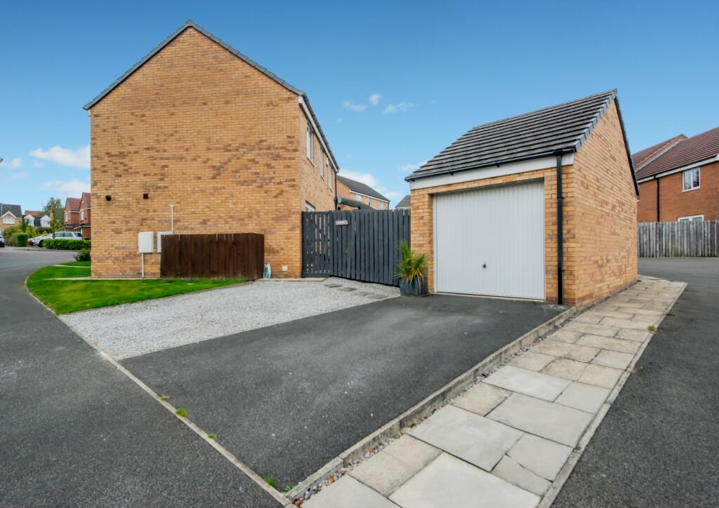 Additional image 18 of Burnleys Mill Road, Gomersal, Cleckheaton, West Yorkshire, BD19