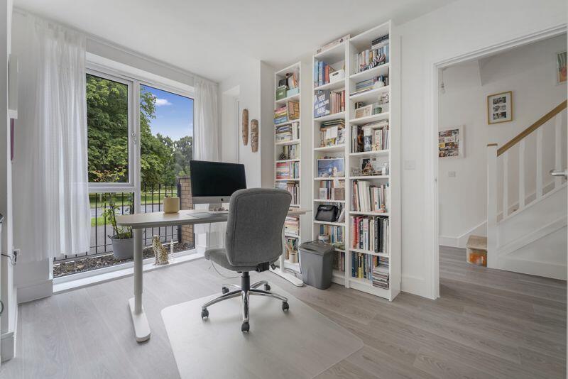 Additional image 5 of Bowen Road, Locking Parklands - FAB TOWN HOUSE