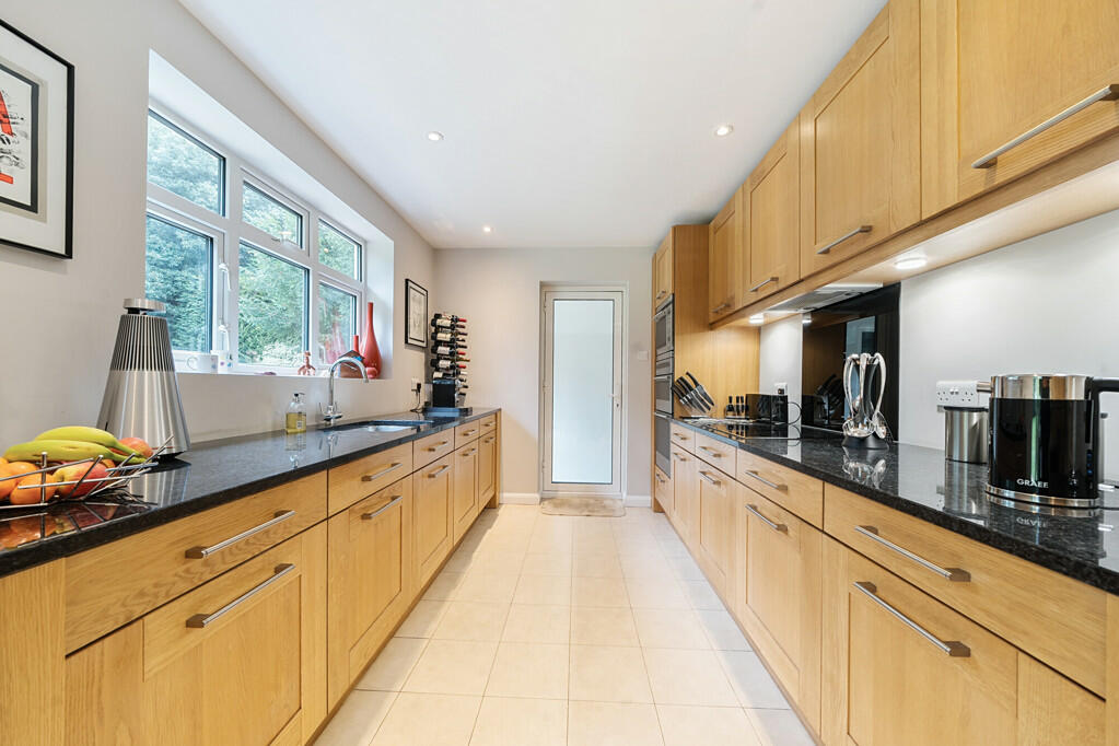 Additional image 11 of Marlowe Close, Chislehurst