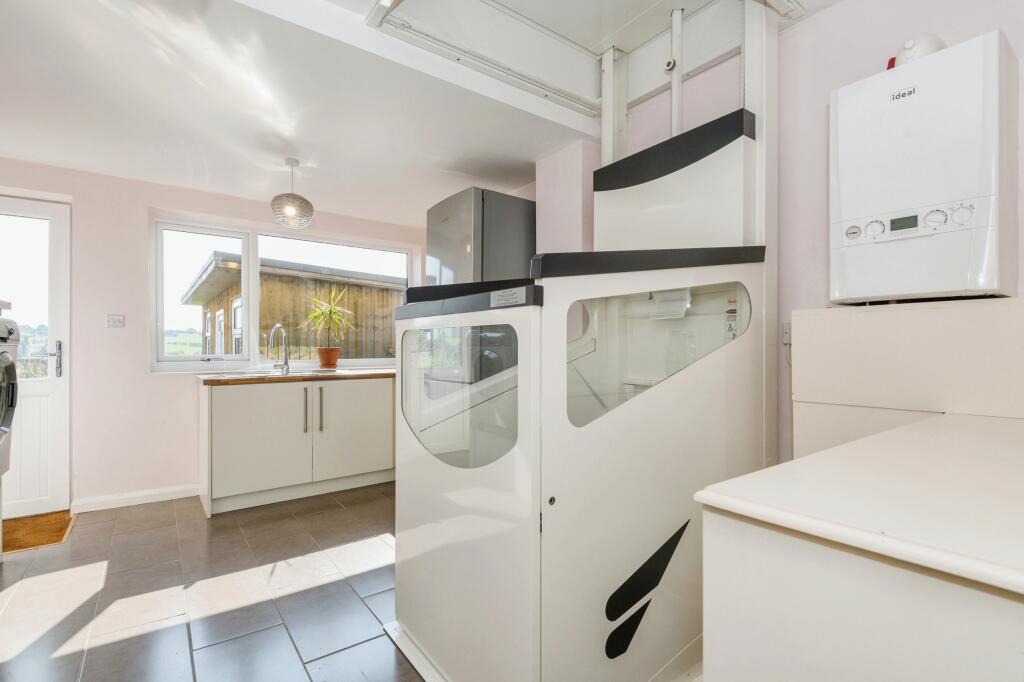 Additional image 17 of Hunsworth Lane, Cleckheaton, BD19