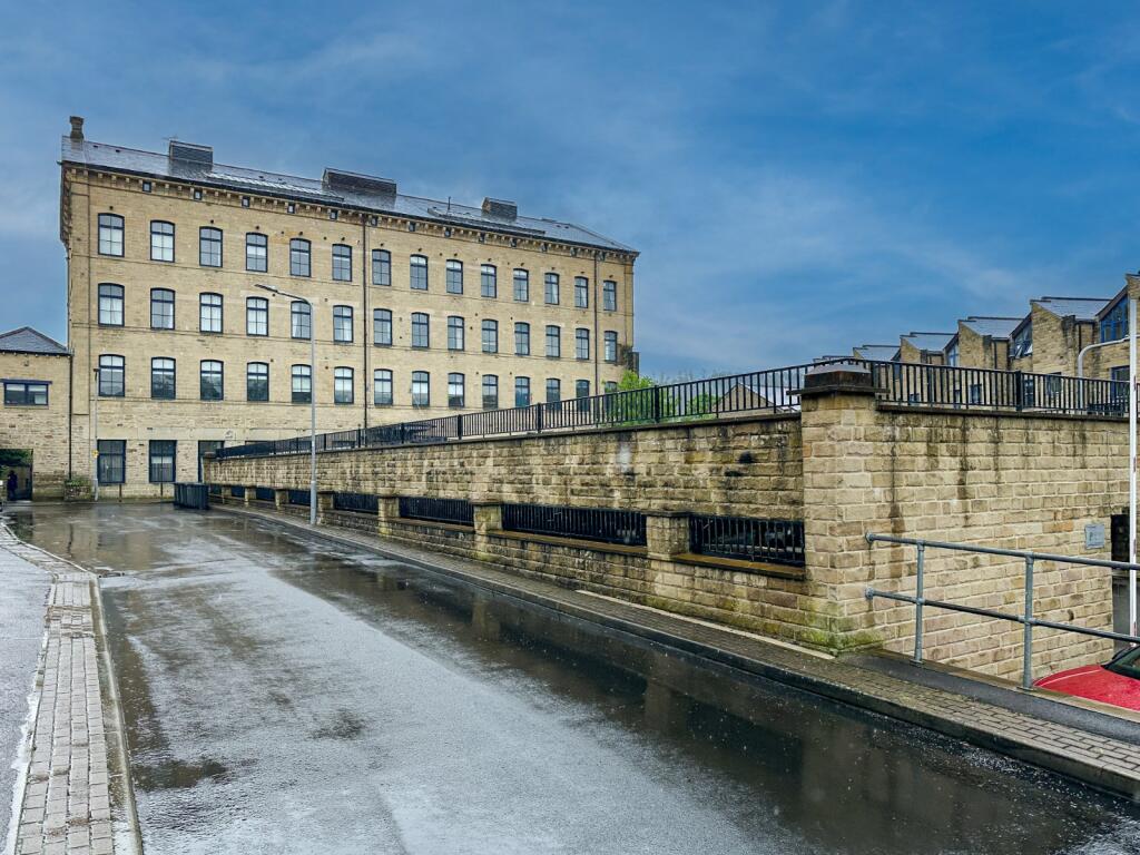 Additional image 13 of The Locks, Bingley, Bradford, BD16