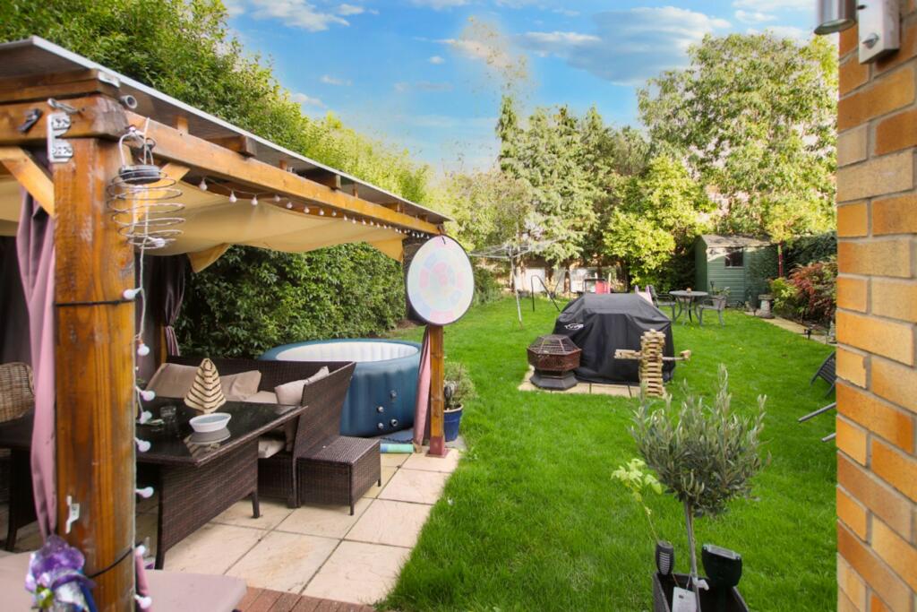 Additional image 5 of Cranbrook Close, Bromley, BR2