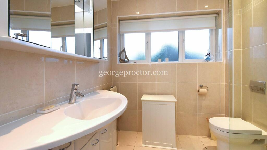 Additional image 19 of Woodknoll Drive, Chislehurst, BR7