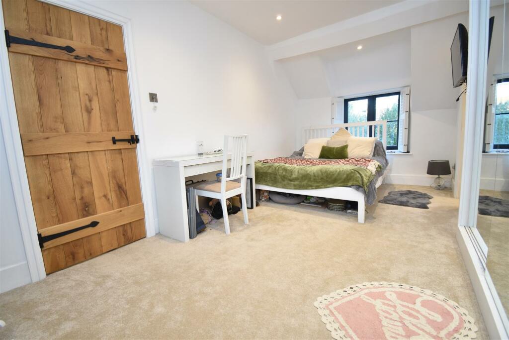 Additional image 15 of Bird Tree Cottage, High Street, Portishead