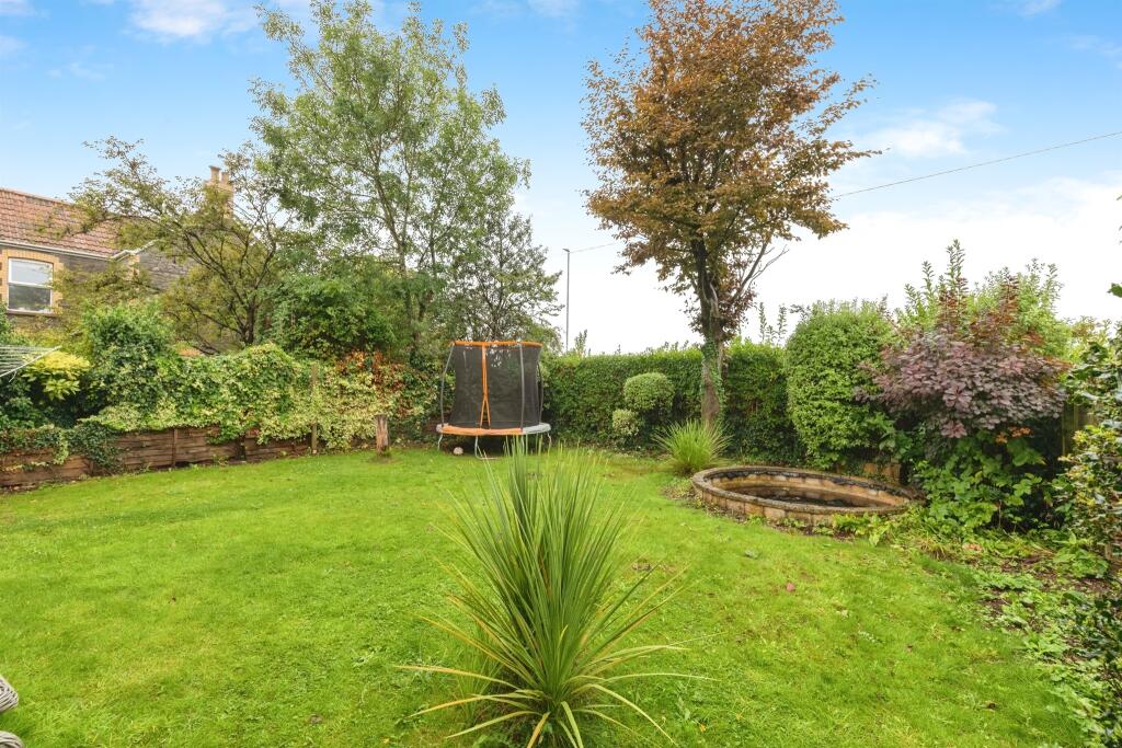 Additional image 3 of Stanford Close, Frampton Cotterell, Bristol