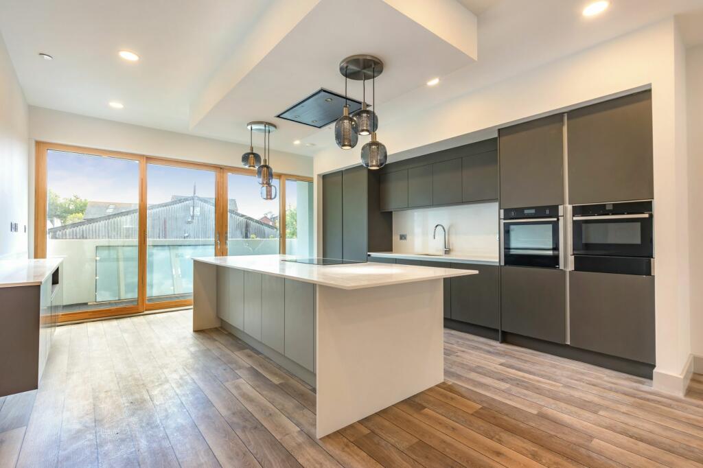 Additional image 23 of Daveys Lane, Lewes, BN7