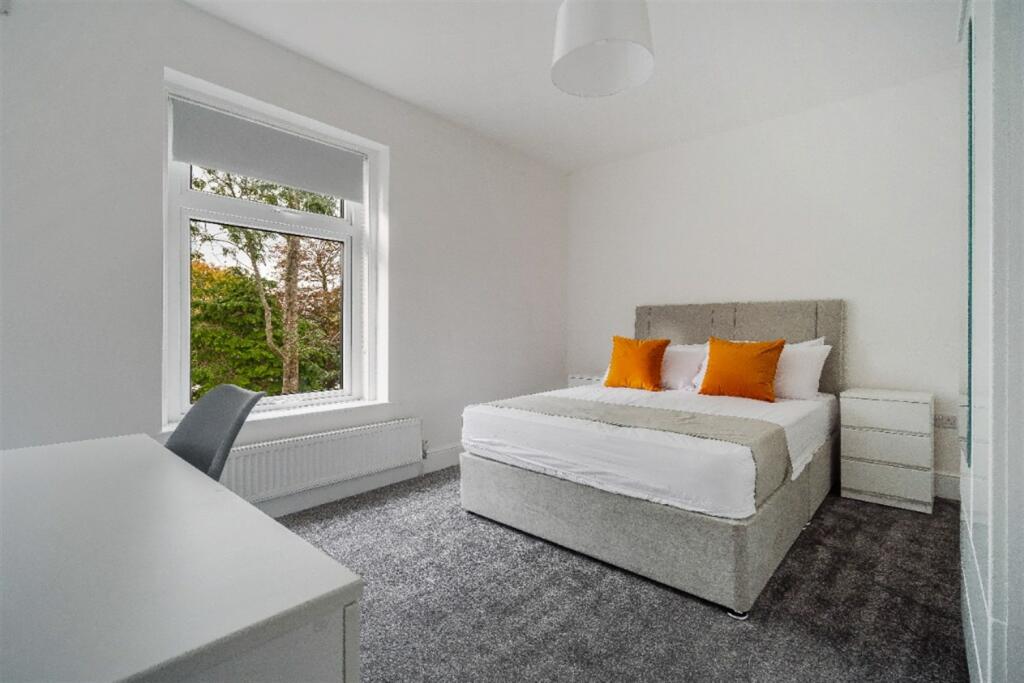 Additional image 7 of 3 bedroom Terraced House in Woodside Road, Bristol