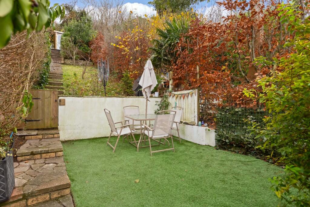 Additional image 27 of Dacre Gardens, Upper Beeding, Steyning
