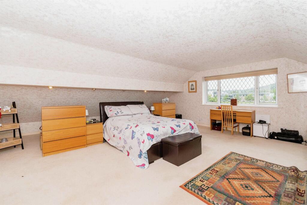 Additional image 8 of Wagon Lane, Bingley