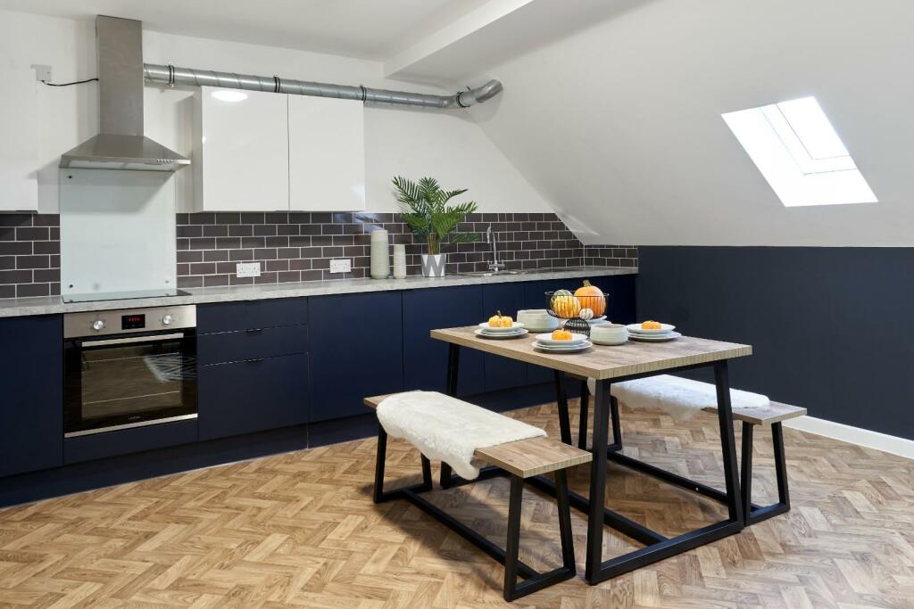 Additional image 11 of 98 Blackswarth Road, Three Crowns, Kings Court, Bristol