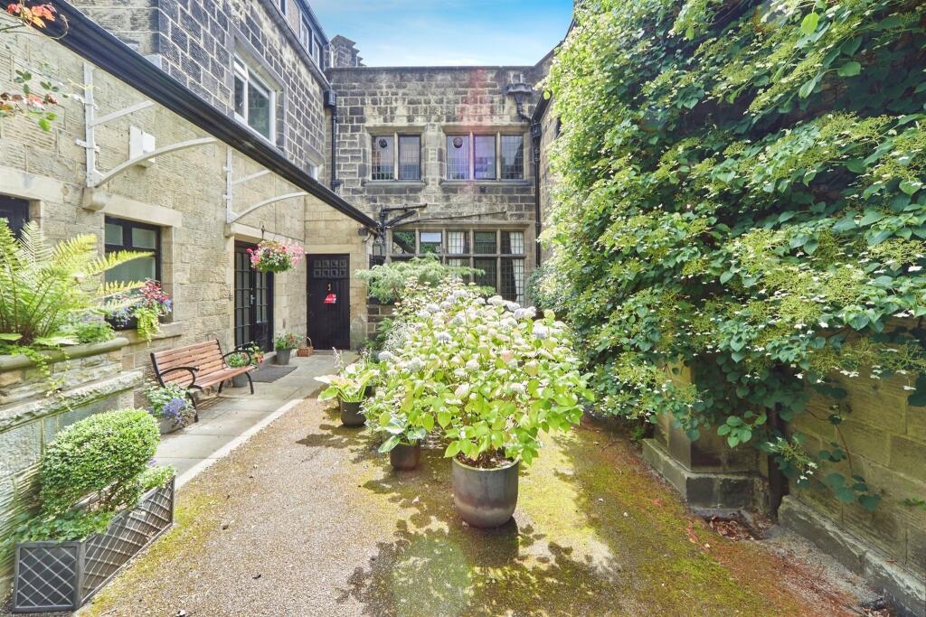 Additional image 17 of Woodlands House, Baildon, Shipley