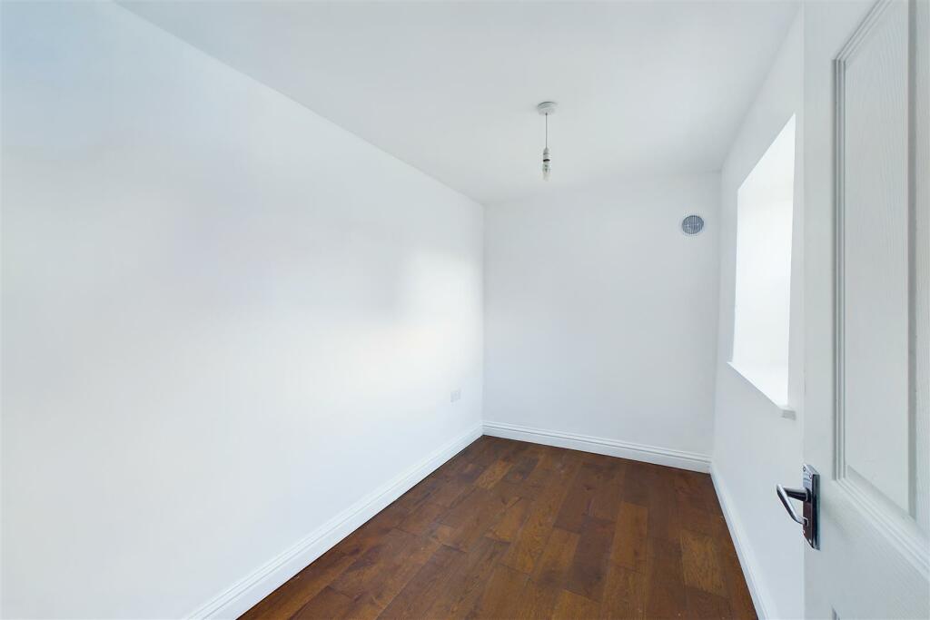 Additional image 10 of 2 BED FLAT | KNOWLE