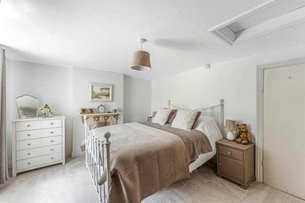 Additional image 13 of Beautiful Cottage in Kenn