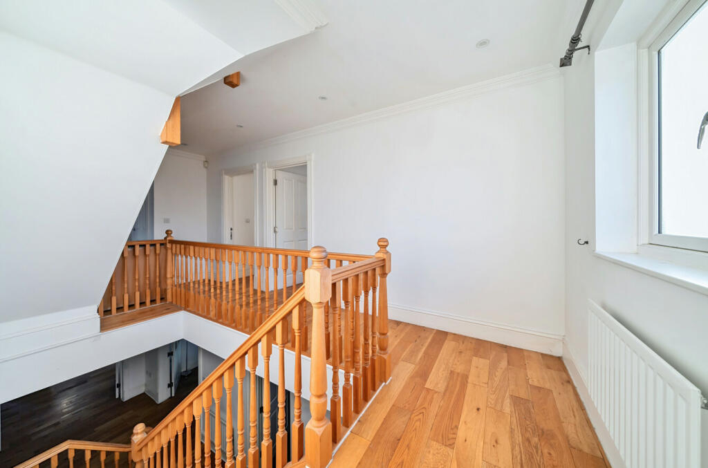 Additional image 23 of Taryn Grove, Bromley, Kent, BR1