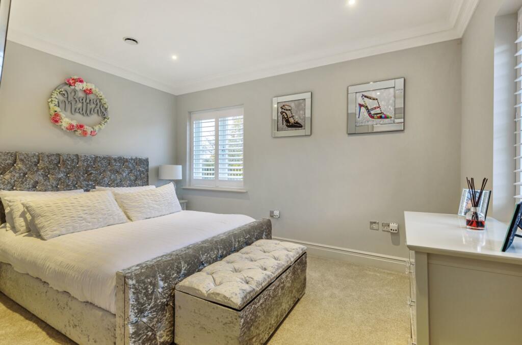 Additional image 19 of Willoughby Lane, Bromley, Kent