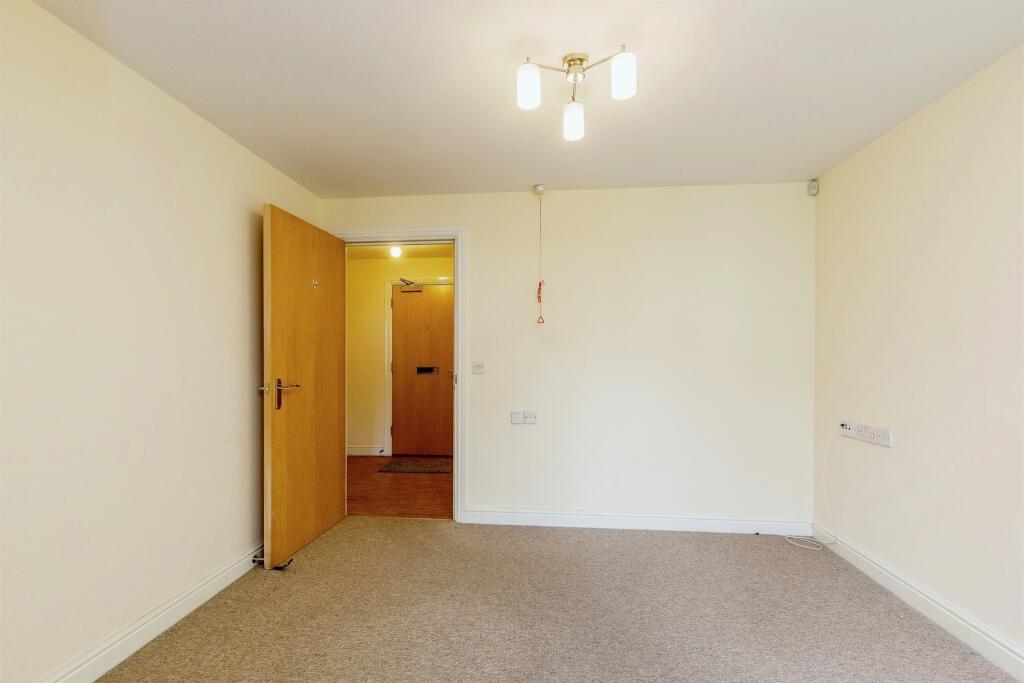 Additional image 6 of Henleaze Road, Bristol