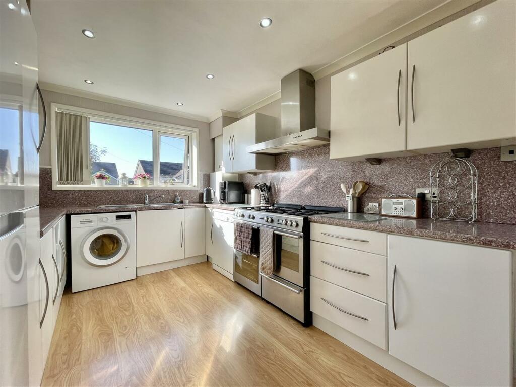 Additional image 2 of Moor Close Road, Queensbury, Bradford