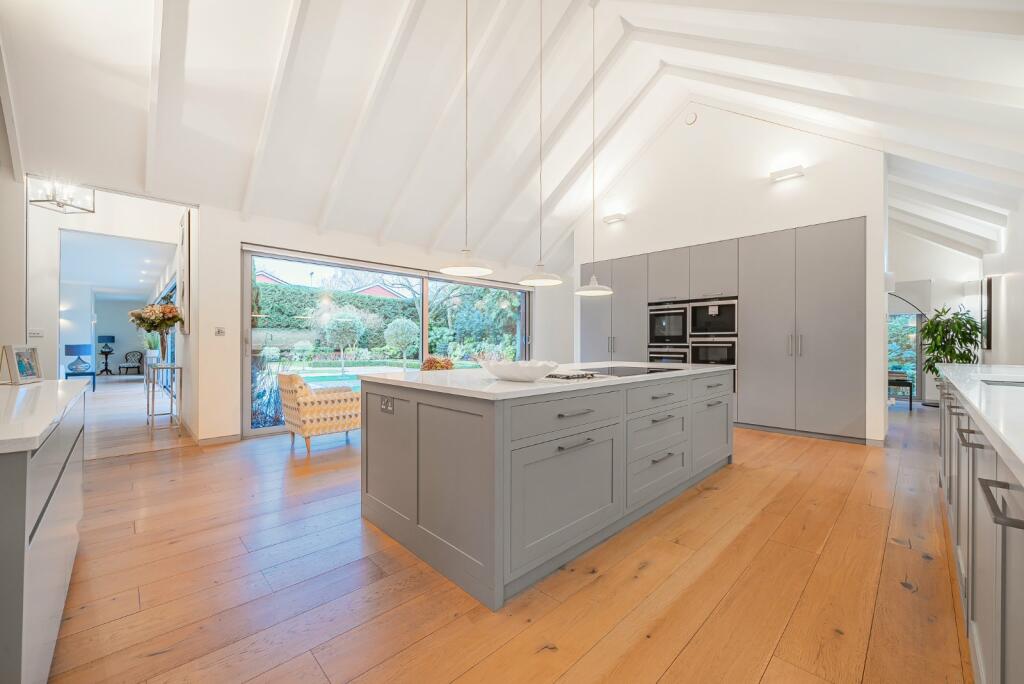 Additional image 9 of Hawthorne Road, Bromley, BR1