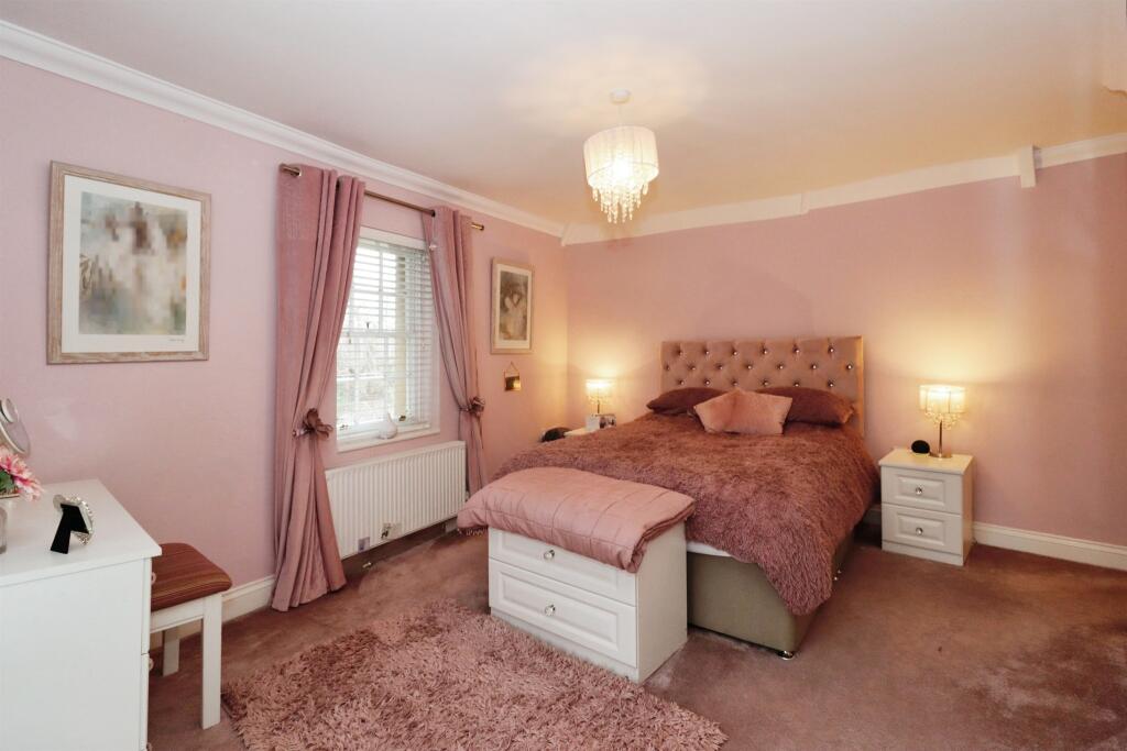 Additional image 3 of Beckspool Road, Frenchay, Bristol