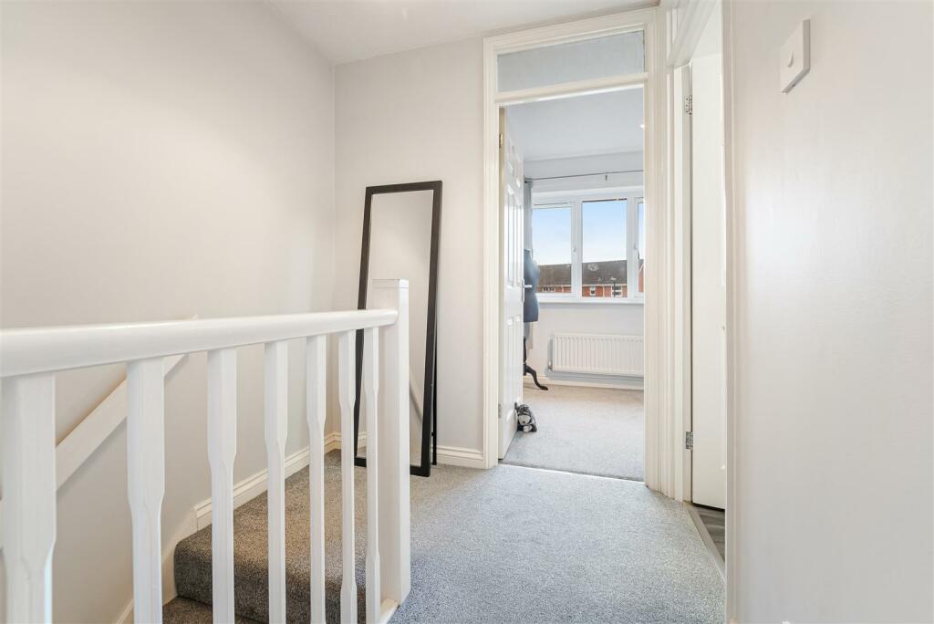 Additional image 11 of Hambledon Road, Worle - STUNNING HOUSE WITH GARAGE