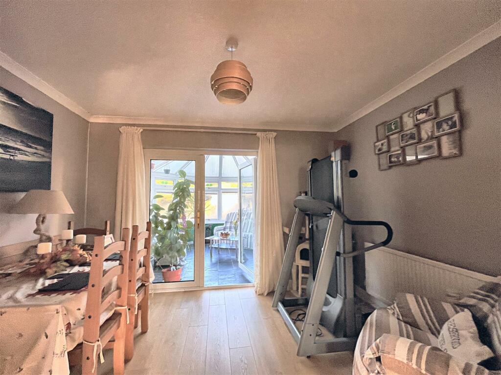 Additional image 6 of Dean Close, Worle, Weston super Mare