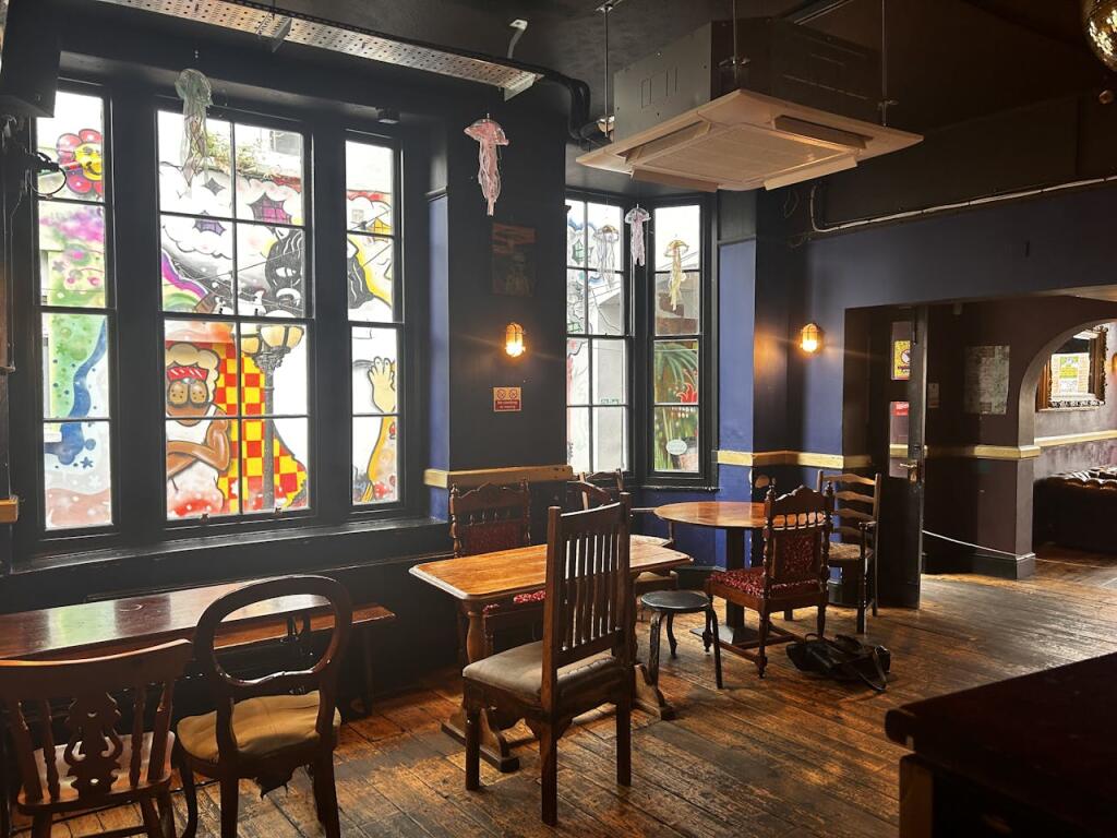 Additional image 5 of The White Bear, 133 St. Michael's Hill, Bristol, BS2 8BS