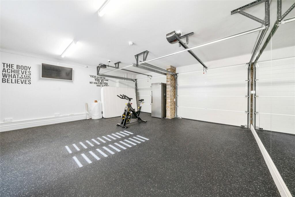 Additional image 16 of Repton Court, Willoughby Lane, Bromley