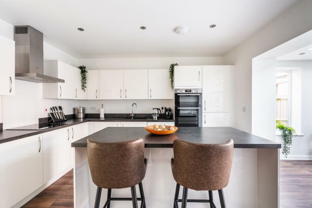 Additional image 5 of Extended town house, situated on the popular Chestnut Park development