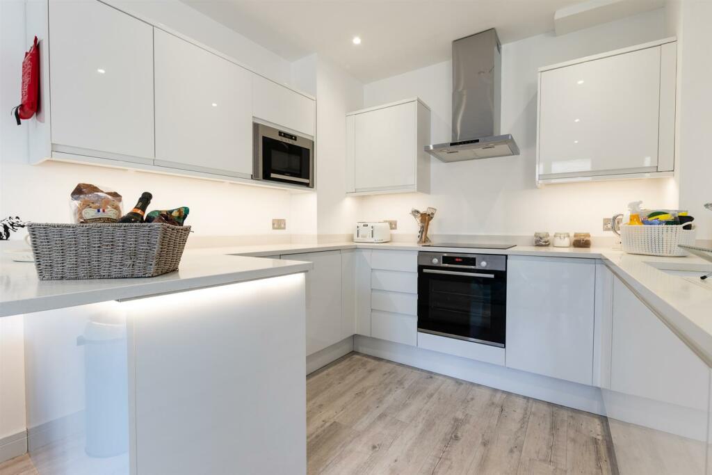 Additional image 7 of The Shallows Saltford