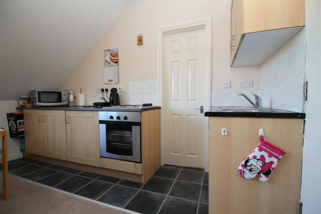 Additional image 4 of 18677313 Coldharbour Road, Westbury Park
