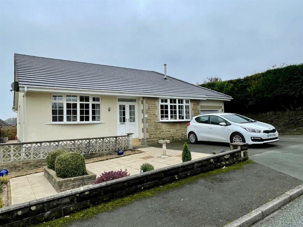 Additional image 21 of Thorn Drive, Queensbury, Bradford