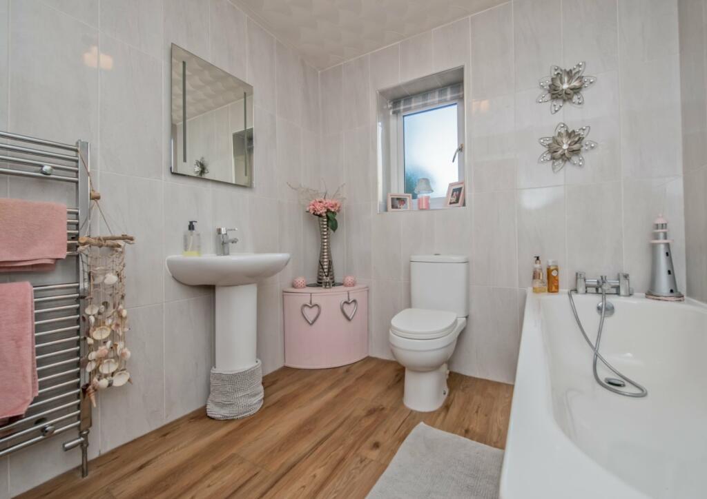 Additional image 8 of Windmill Grove, Gomersal, BD19