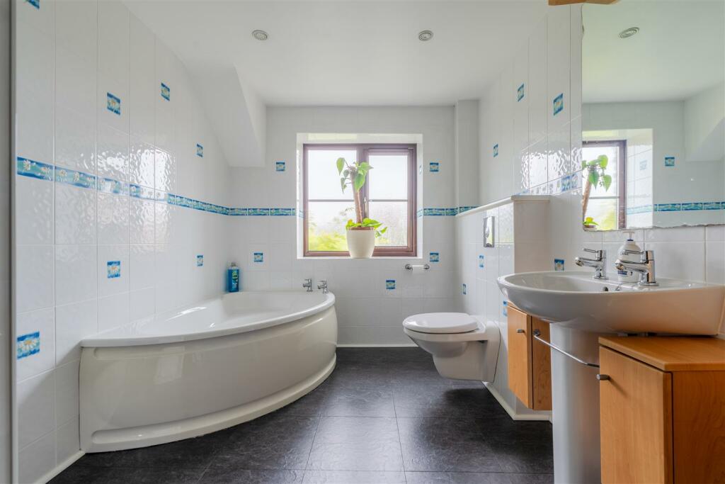 Additional image 29 of Manor Road, Saltford, Bristol