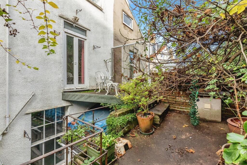 Additional image 12 of Byron Place, Bristol
