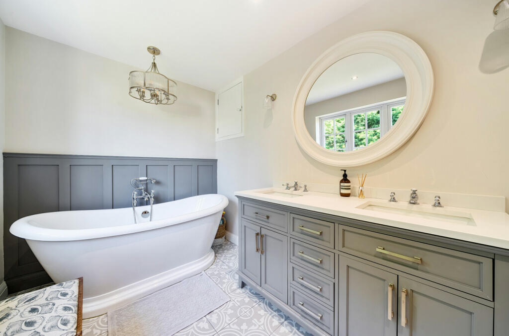 Additional image 17 of Wood Ride, Petts Wood, BR5