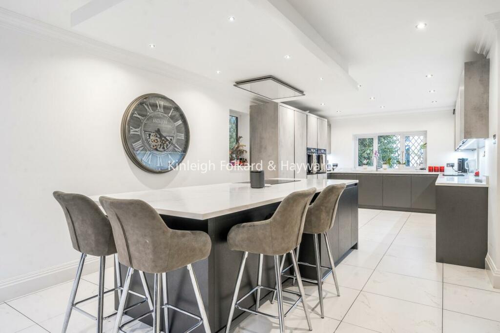 Additional image 13 of Elmstead Lane, Chislehurst