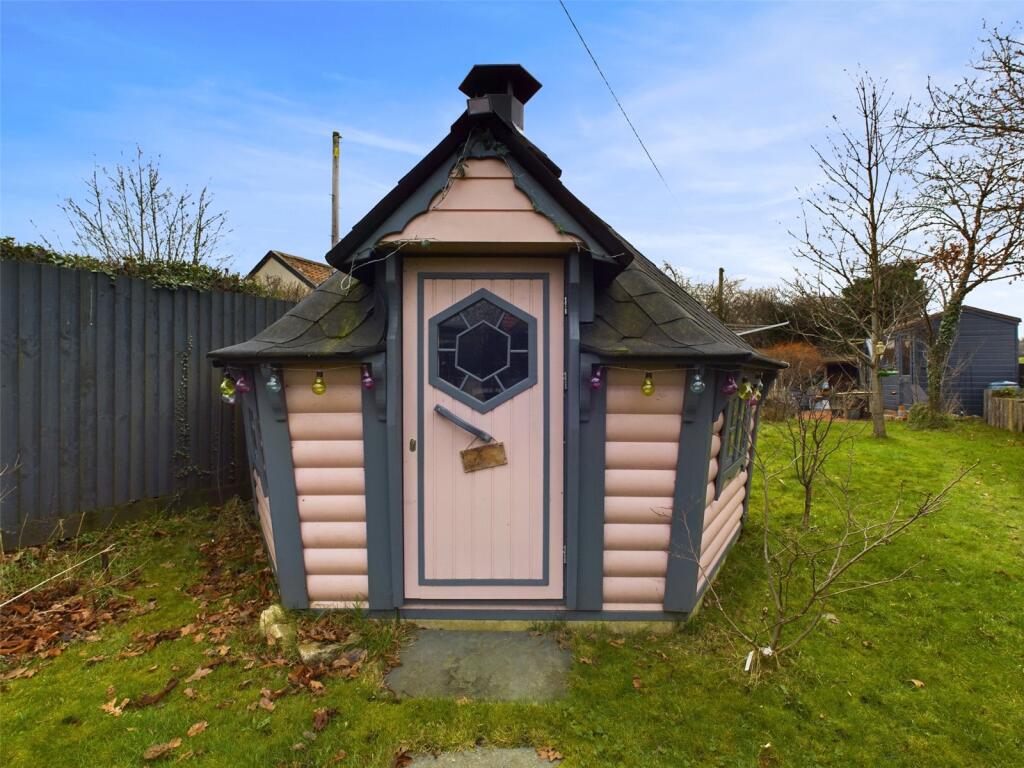 Additional image 26 of Brooklyn Cottage, Feltham Road
